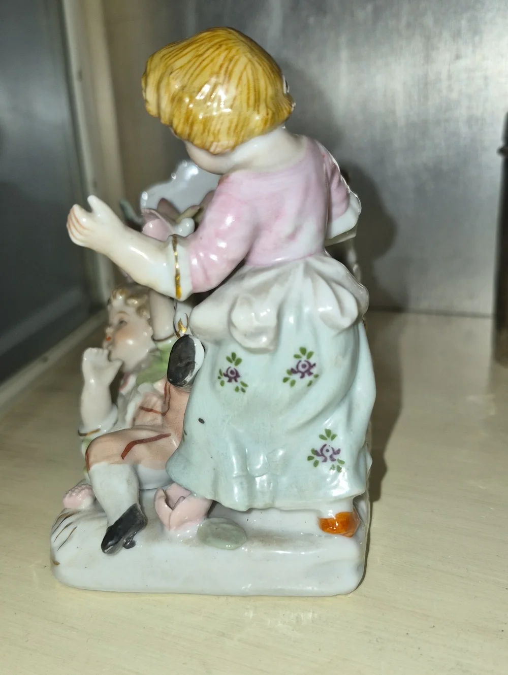 Vintage Hand-Painted Porcelain Shabby Chic  Children & Floral Cart Mold 4962